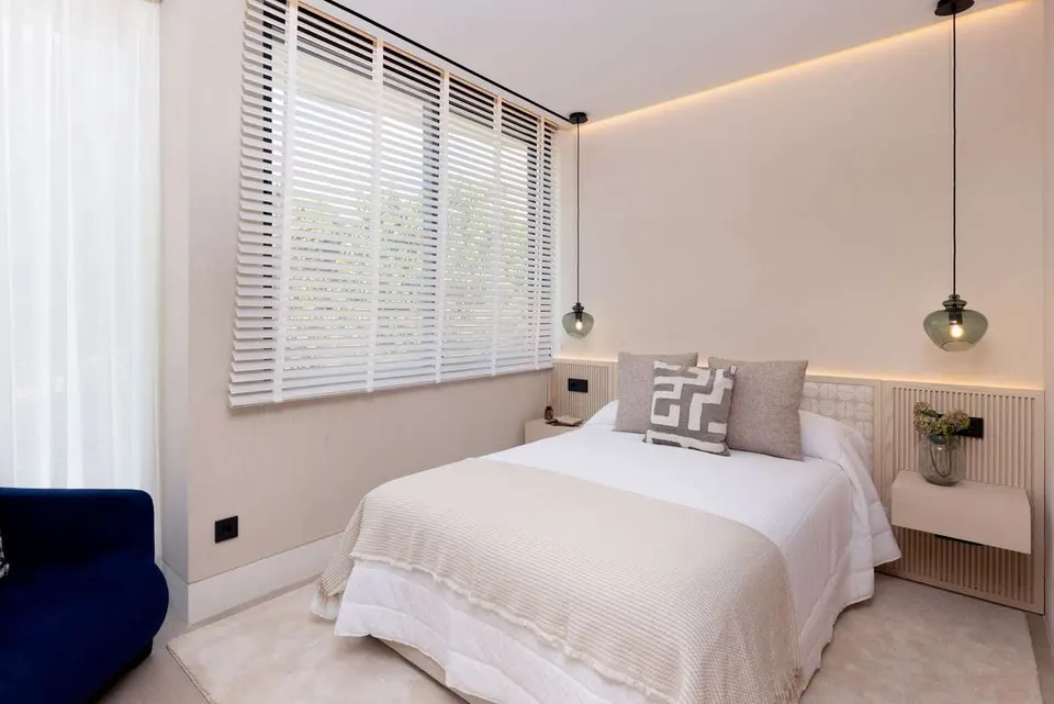 Penthouse przy plaży w Esteponie — zdjęcie