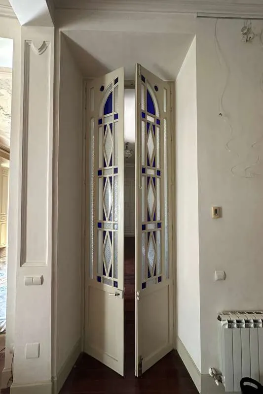 Apartament z widokiem na plac w Maladze — zdjęcie