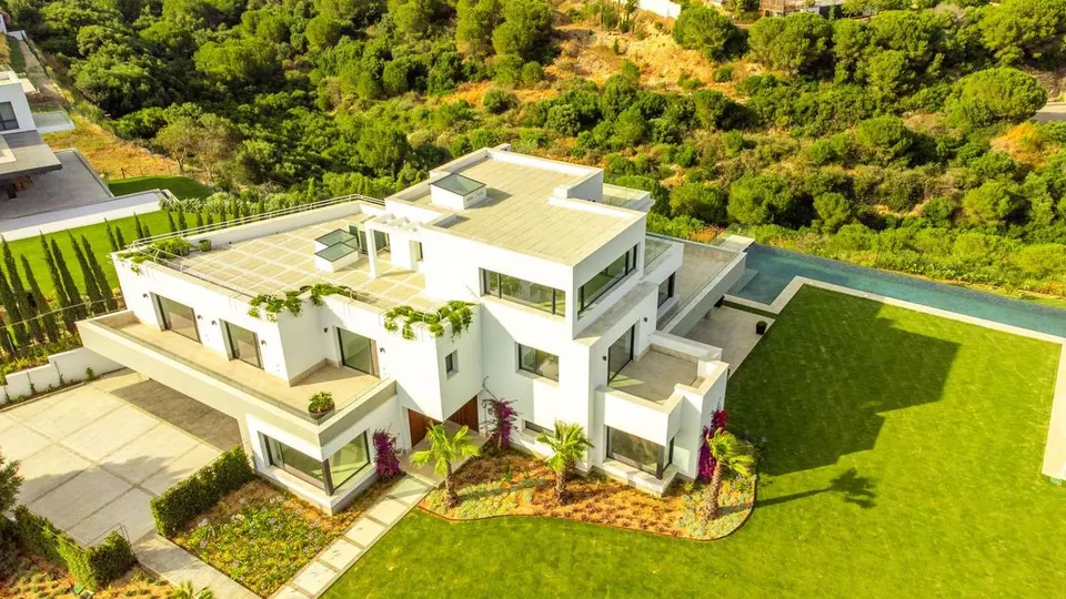 Willa z widokiem na morze w Sotogrande — zdjęcie