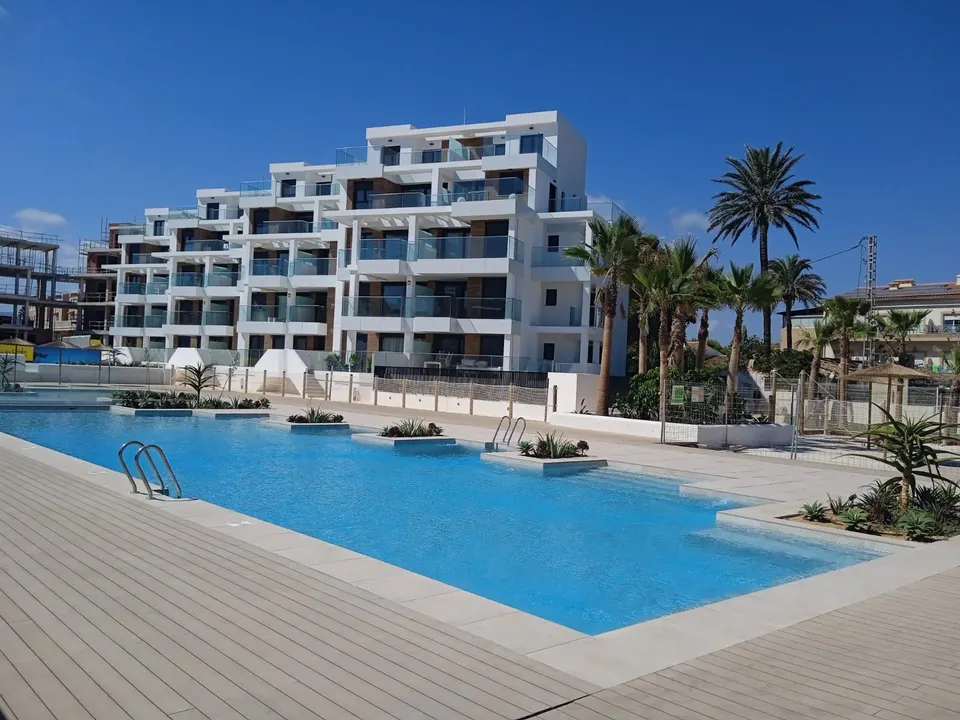 Nowe apartamenty w Dénia — zdjęcie 1 z 16
