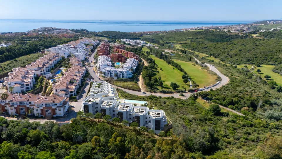 Apartamenty przy polu golfowym w Casares — zdjęcie