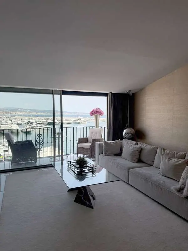 Penthouse z widokiem w Marbelli — zdjęcie