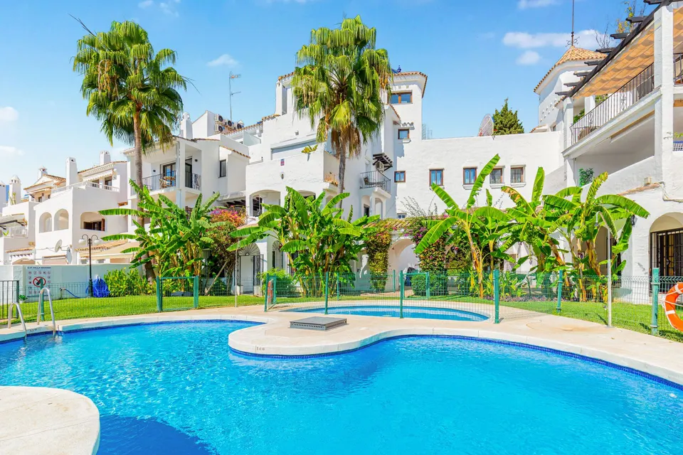 Apartament na parterze w Marbelli — zdjęcie