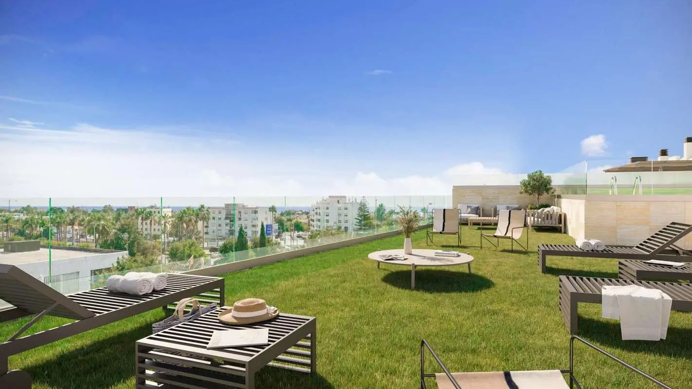 Penthouse z widokiem na dachu w Marbelli