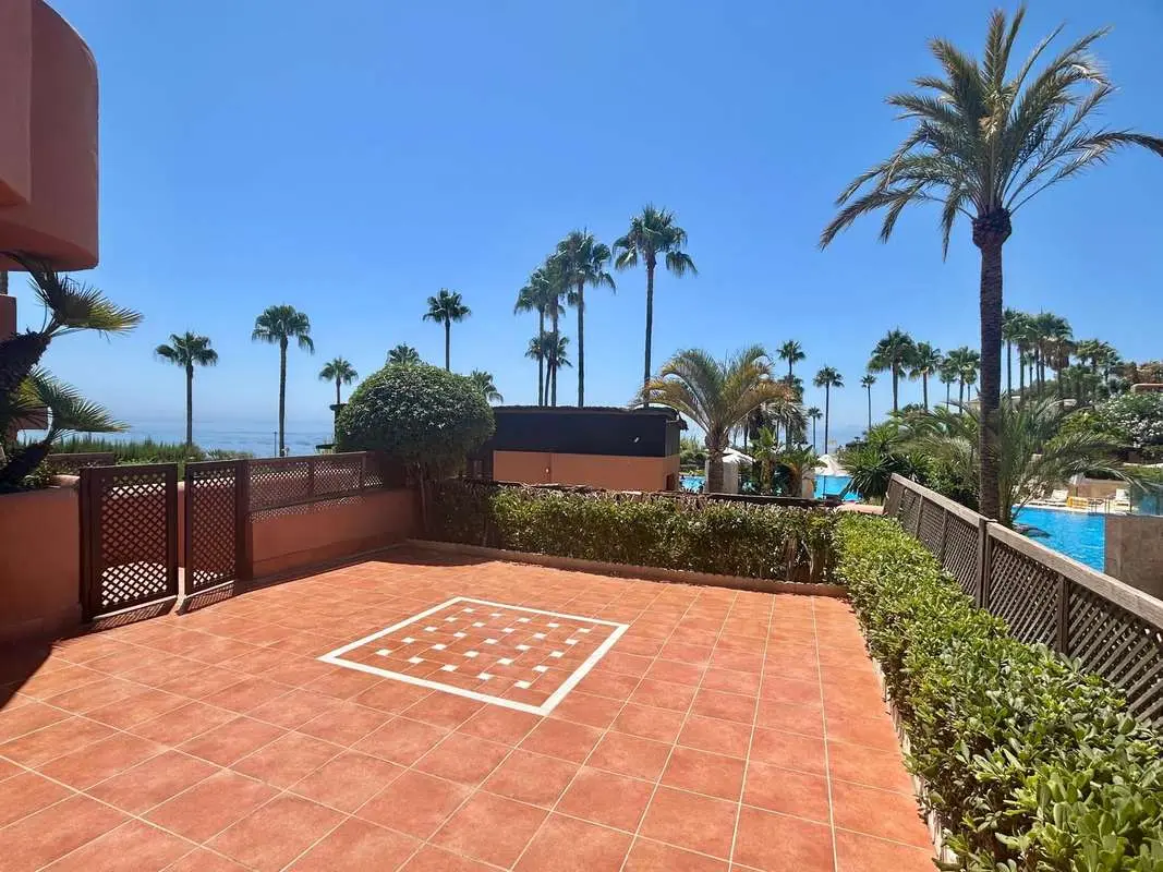 Apartament w Esteponie — Apartament, Estepona