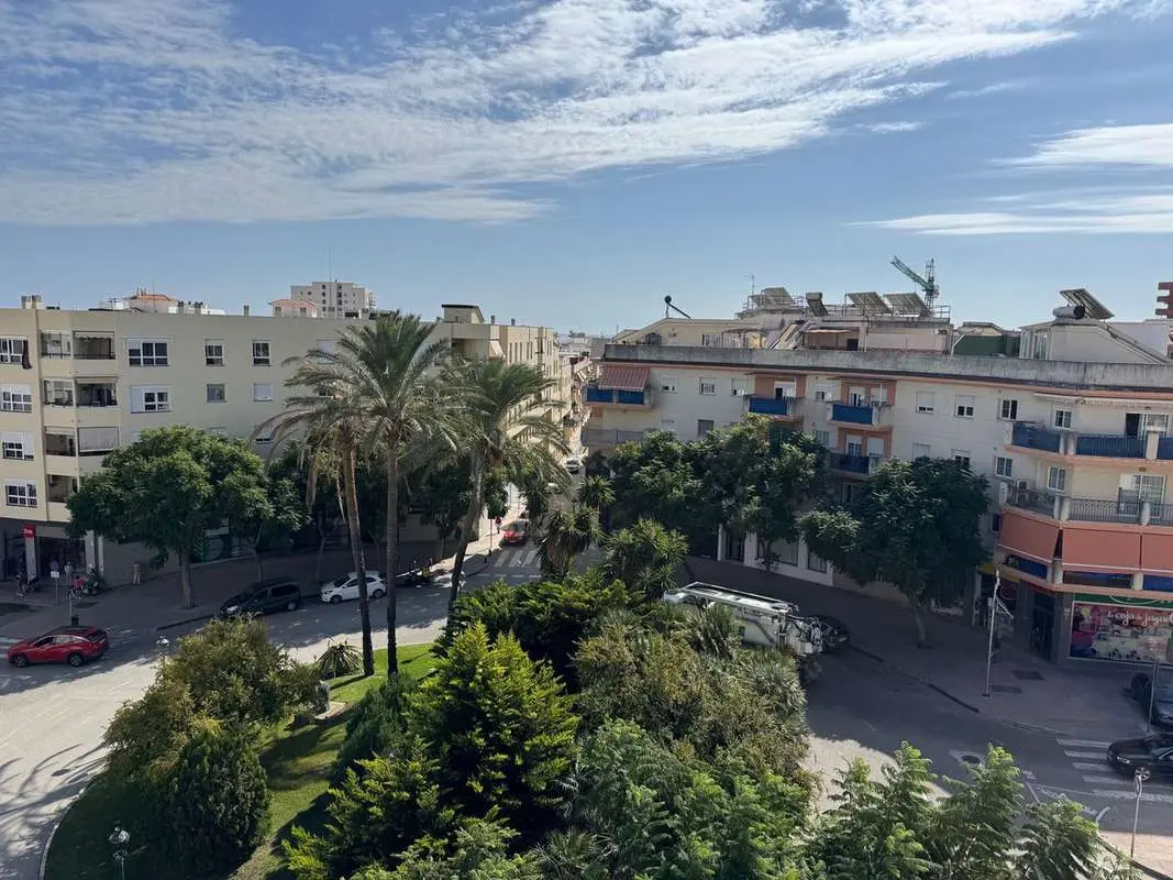 Penthouse z tarasem w Esteponie
