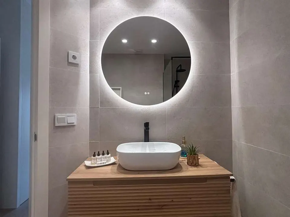 Apartament z łazienkami w Maladze — zdjęcie