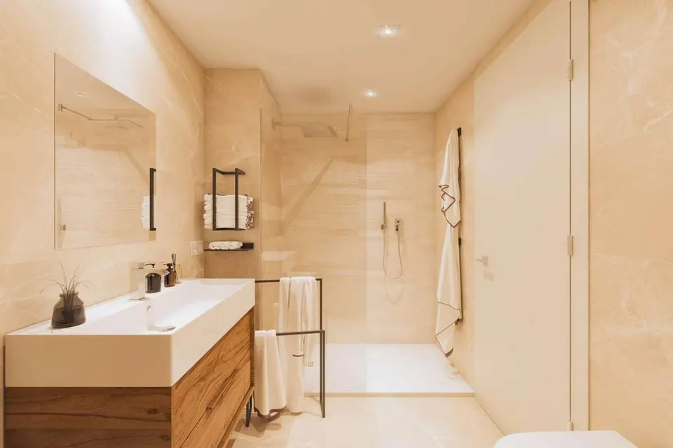 Penthouse z prywatnym solarium w Benahavís — zdjęcie