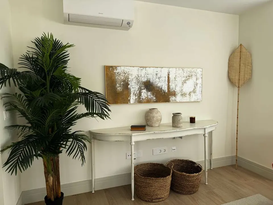 Apartament z tarasem w Maladze — zdjęcie