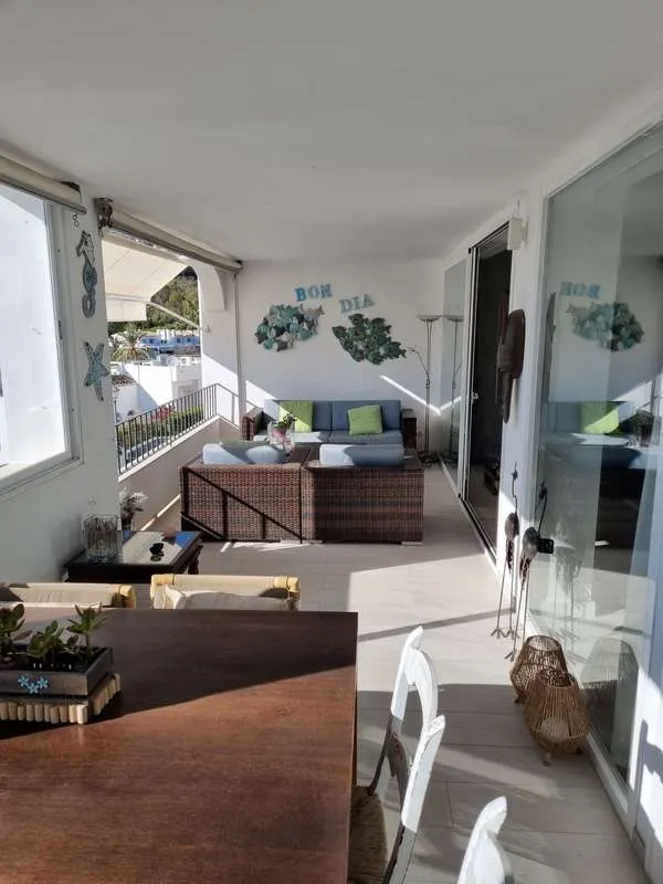 Apartament z widokiem na góry w Benahavís — zdjęcie