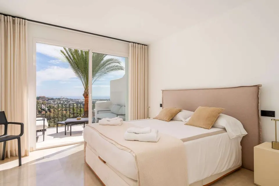 Apartament z widokiem w Benahavis — zdjęcie 10 z 16