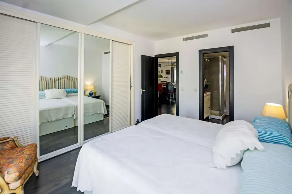 Penthouse z tarasem w Marbelli — zdjęcie