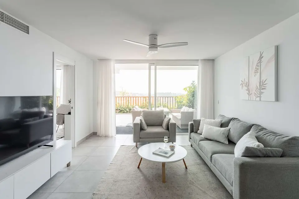 Apartament z tarasem w Mijas — zdjęcie 4 z 16