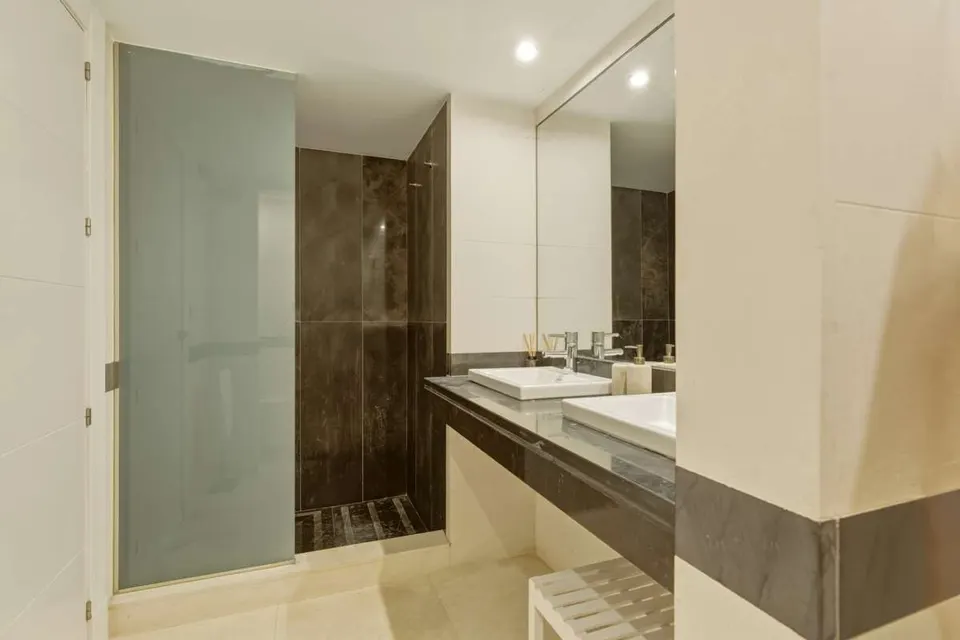 Apartament z widokiem na katedrę w Maladze — zdjęcie