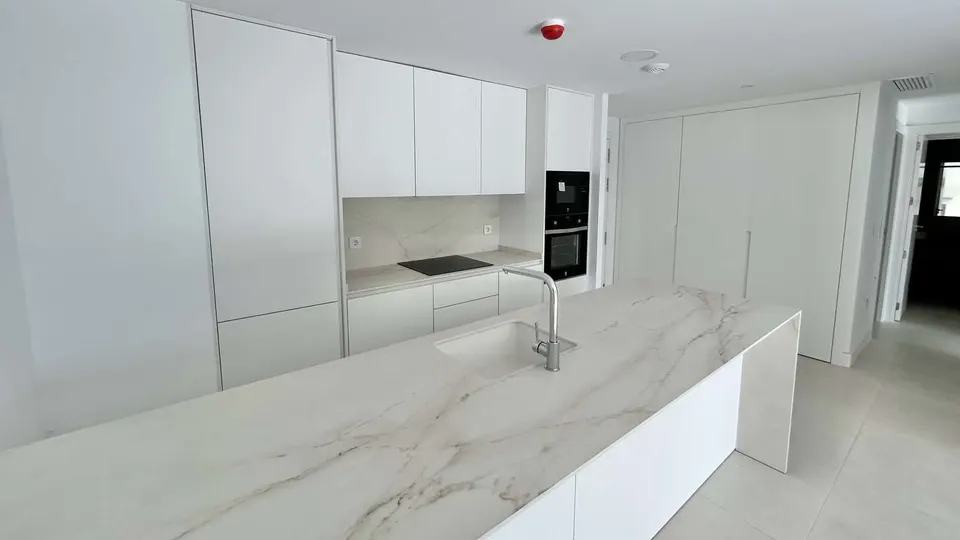 Apartament z ogrodem w Fuengiroli — zdjęcie