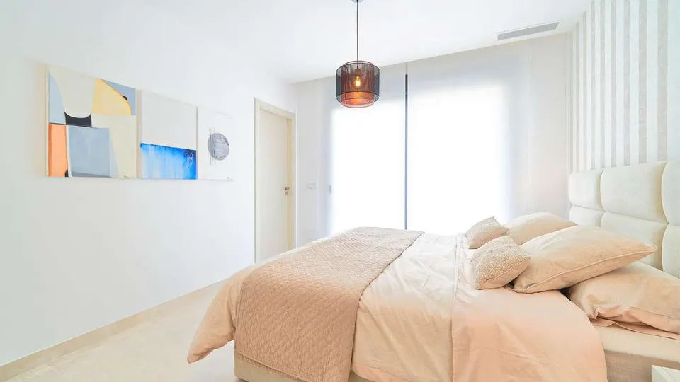 Apartament z tarasem w Esteponie — zdjęcie