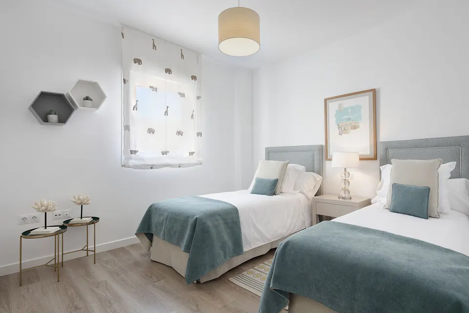 Apartamenty z basenem na dachu w Marbelli — zdjęcie