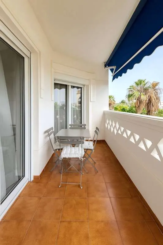 Penthouse z widokiem na życie w Marbelli — zdjęcie