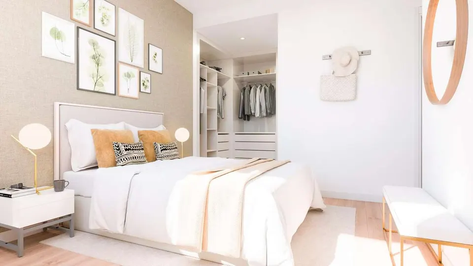 Penthouse z basenem w Esteponie — zdjęcie