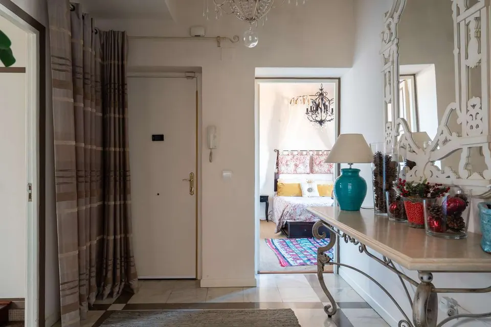 Apartament naprzeciwko targu w Maladze — zdjęcie