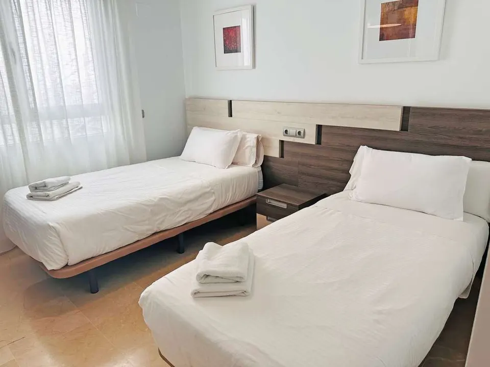 Apartament z tarasem w Marbelli — zdjęcie 14 z 16