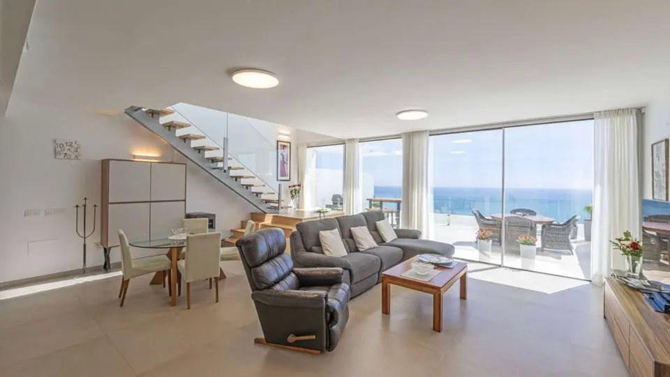 Apartament z widokiem na morze w Benalmádena — zdjęcie