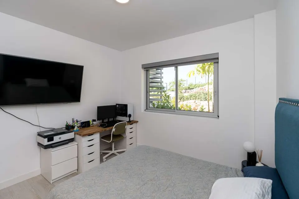 Apartament z ogrodem w Casares — zdjęcie