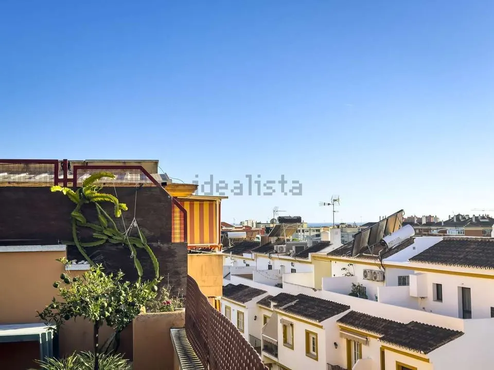 Penthouse z panoramicznym widokiem w Esteponie – zdjęcie 4 z 16