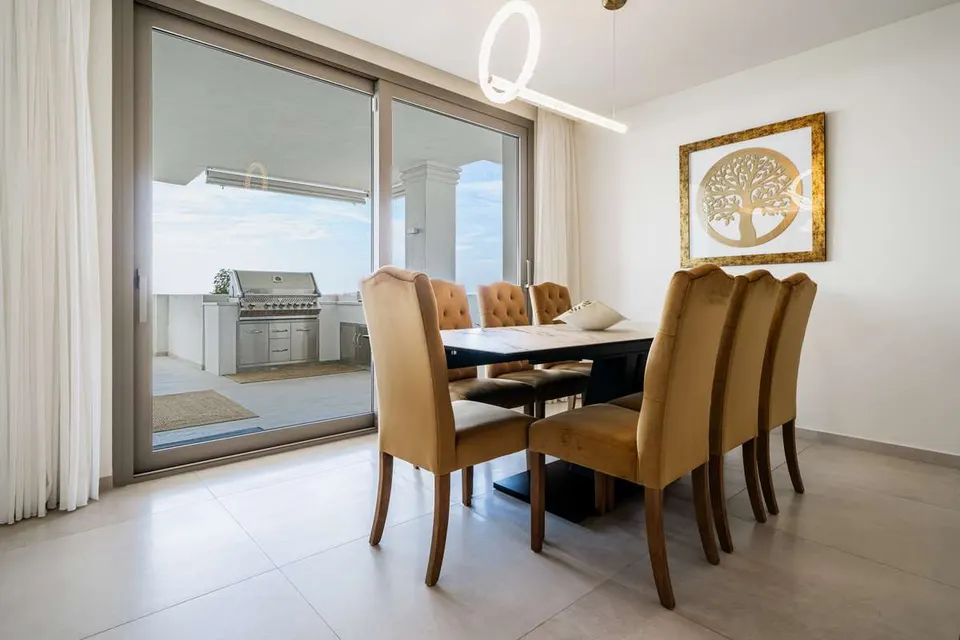 Apartament z widokiem na morze w Marbelli — zdjęcie