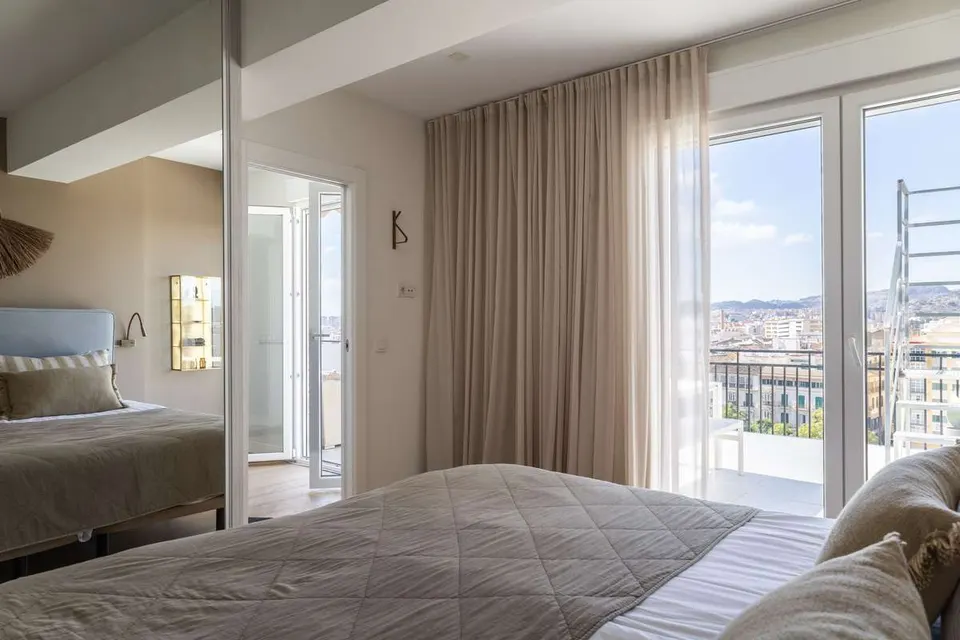 Penthouse z tarasem w Maladze — zdjęcie 4 z 16