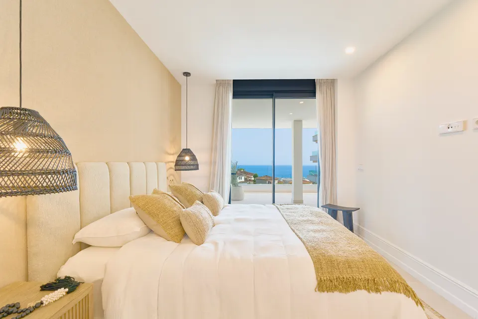 Apartamenty z widokiem na morze w Benalmádena Pueblo — zdjęcie