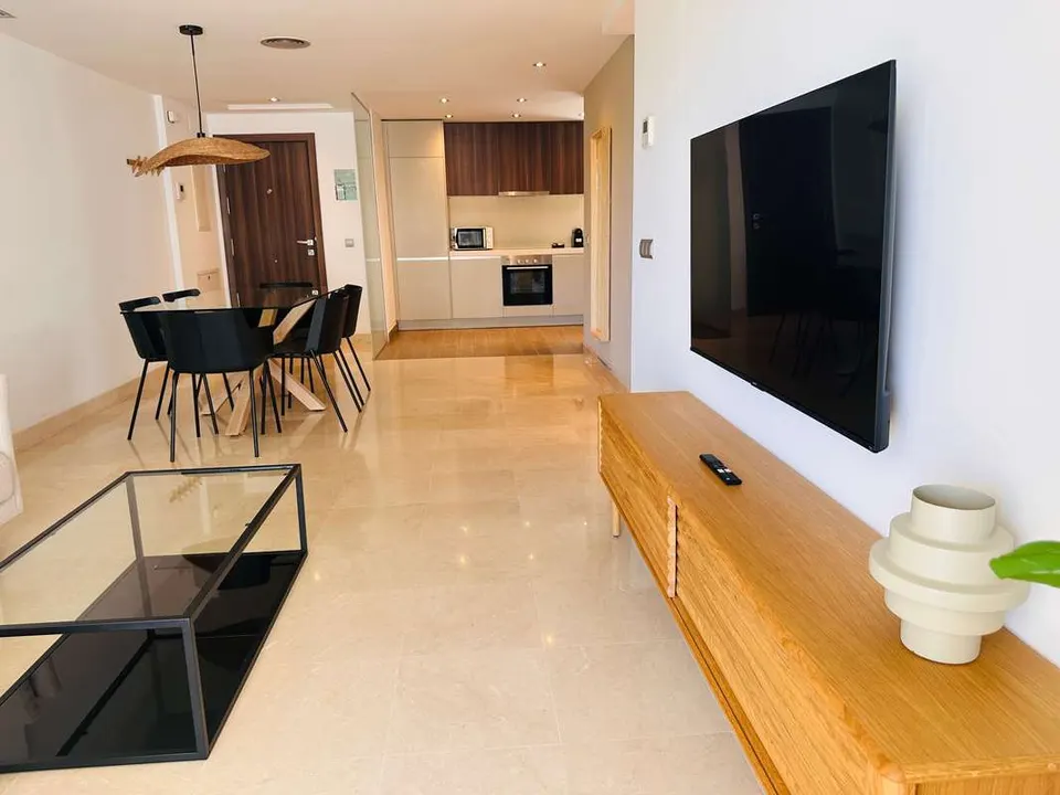 Apartament z tarasem w Marbelli — zdjęcie 4 z 16