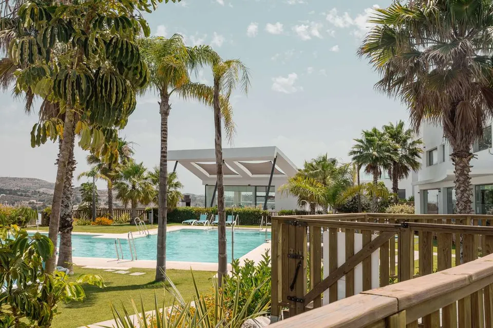 Apartament z tarasem w Mijas — zdjęcie 1 z 16