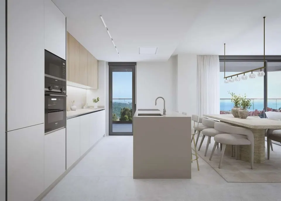 Apartament z bliskością centrum w Esteponie — zdjęcie