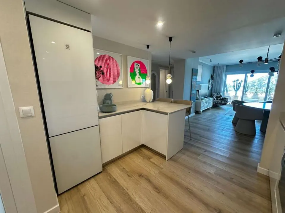 Apartament nowoczesny design w Marbelli — zdjęcie