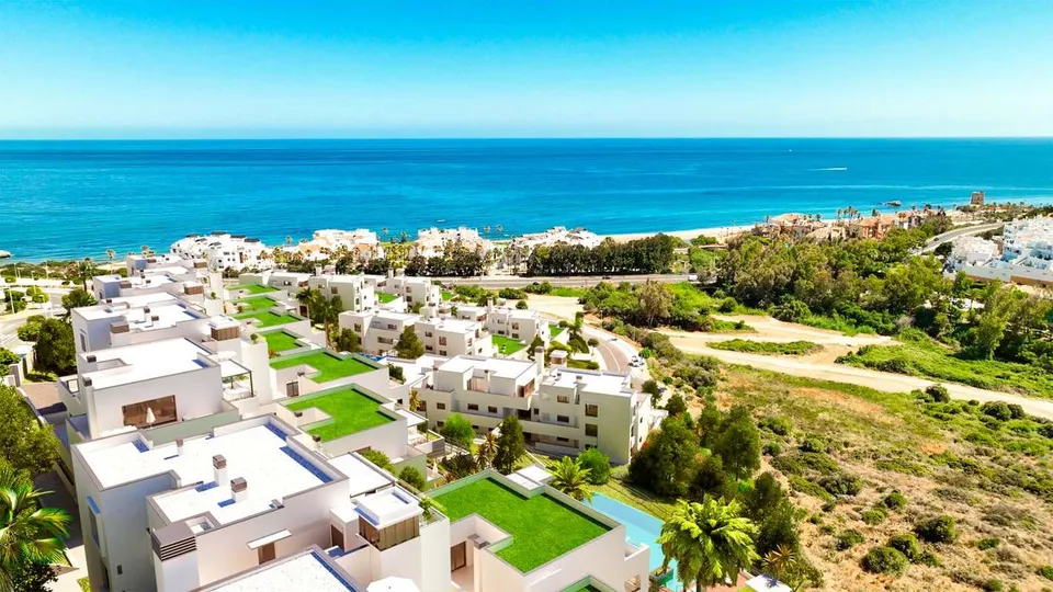 Apartament z tarasem w Casares — zdjęcie