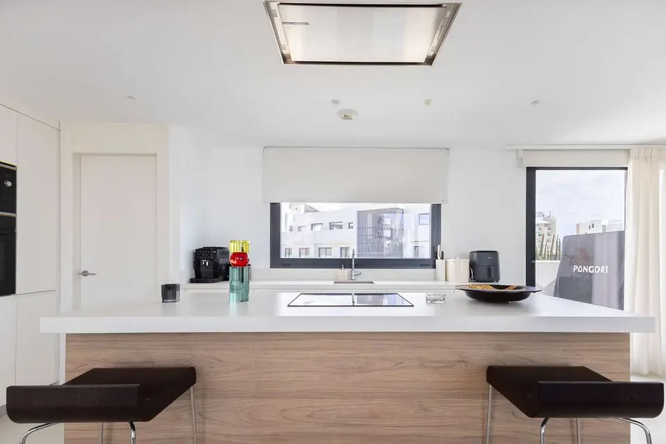 Penthouse z tarasem w Fuengiroli — zdjęcie 9 z 16