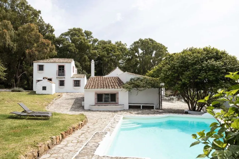 Nieruchomość z basenem w Algeciras — zdjęcie
