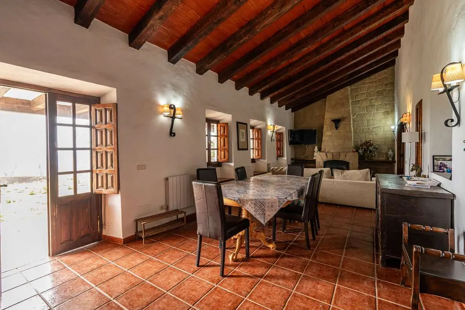 Dom finca w Villanueva de la Concepción — zdjęcie