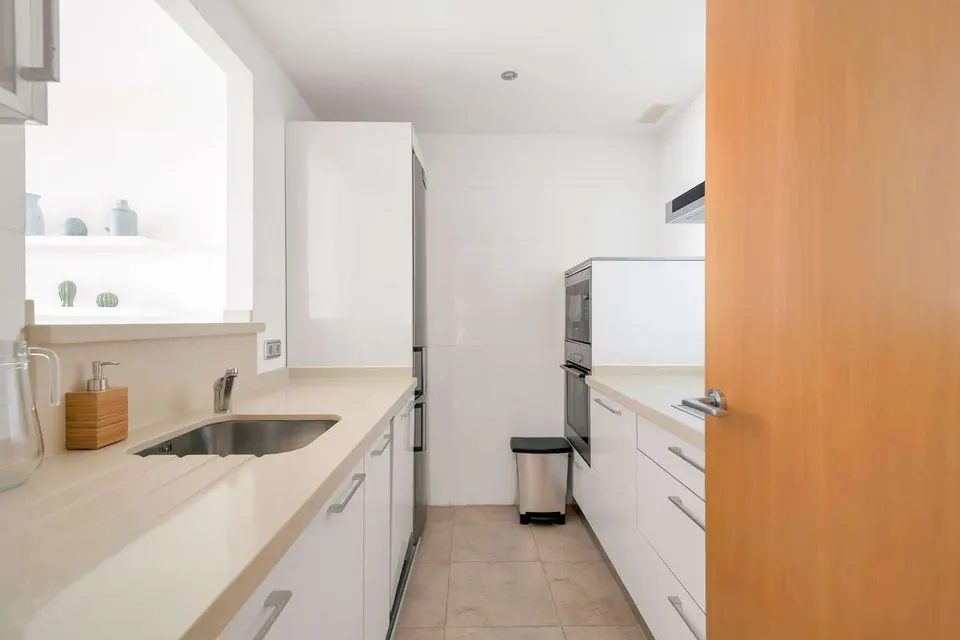 Apartament z widokiem na morze w Benalmádenie — zdjęcie