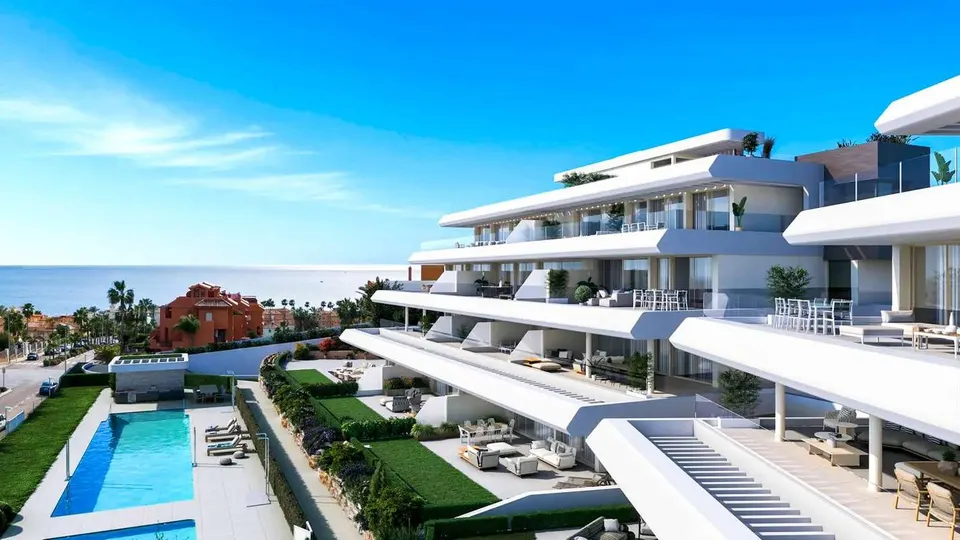 Apartament z tarasem w Esteponie — zdjęcie