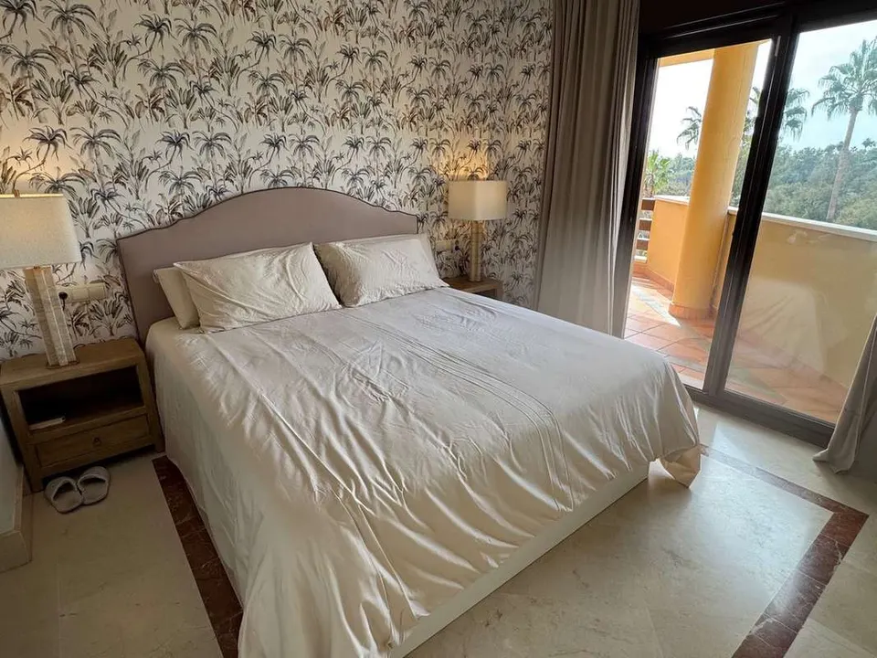Apartament w porcie w Sotogrande — zdjęcie