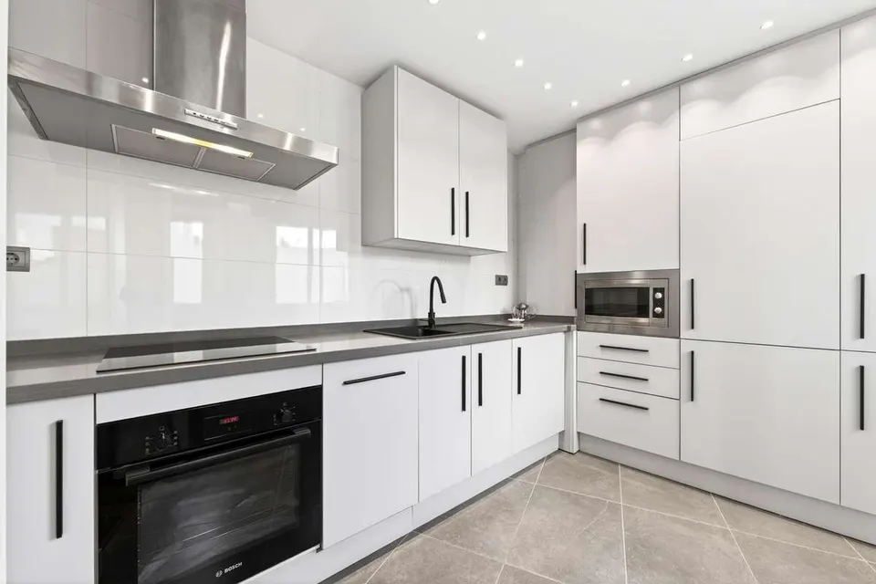 Apartament z widokiem na miasto w Maladze — zdjęcie