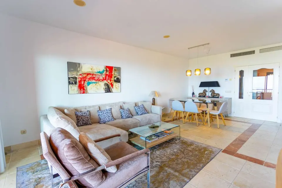 Apartament z widokiem na morze w Benahavís — zdjęcie