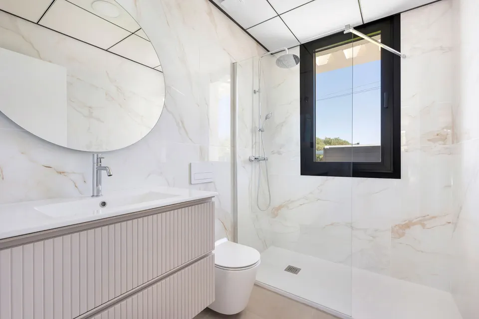 Nowe wille w Torrevieja — zdjęcie 7 z 16