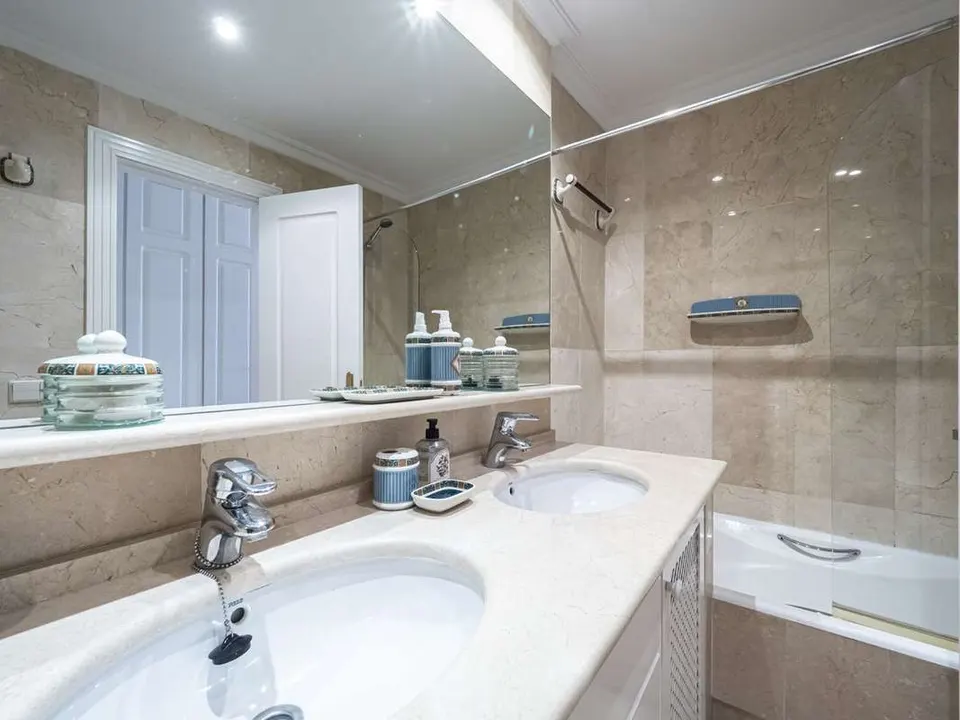 Apartament przy plaży w Marbelli — zdjęcie