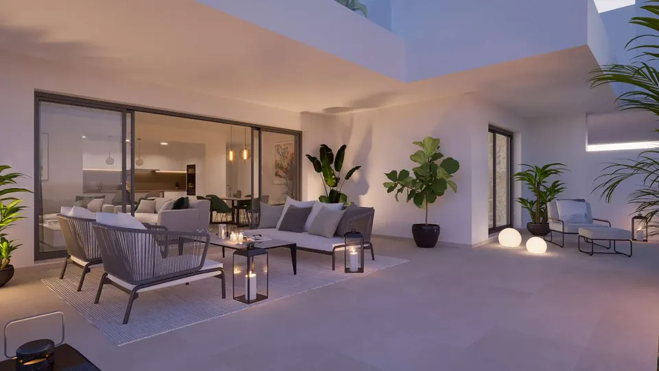 Penthouse blisko plaży w Esteponie — zdjęcie