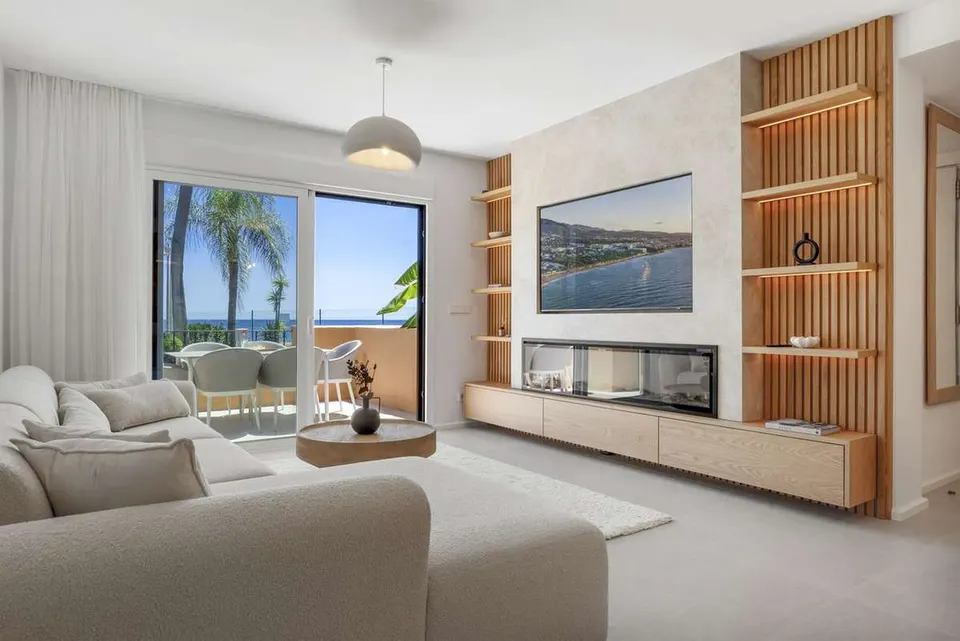 Apartament przy plaży w Esteponie — zdjęcie