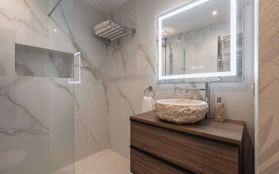 Apartament z tarasem w Marbelli — zdjęcie