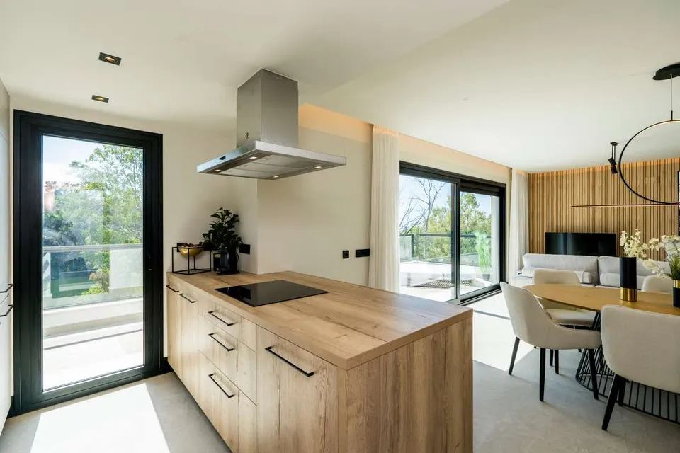 Penthouse z widokiem na morze w Marbelli — zdjęcie